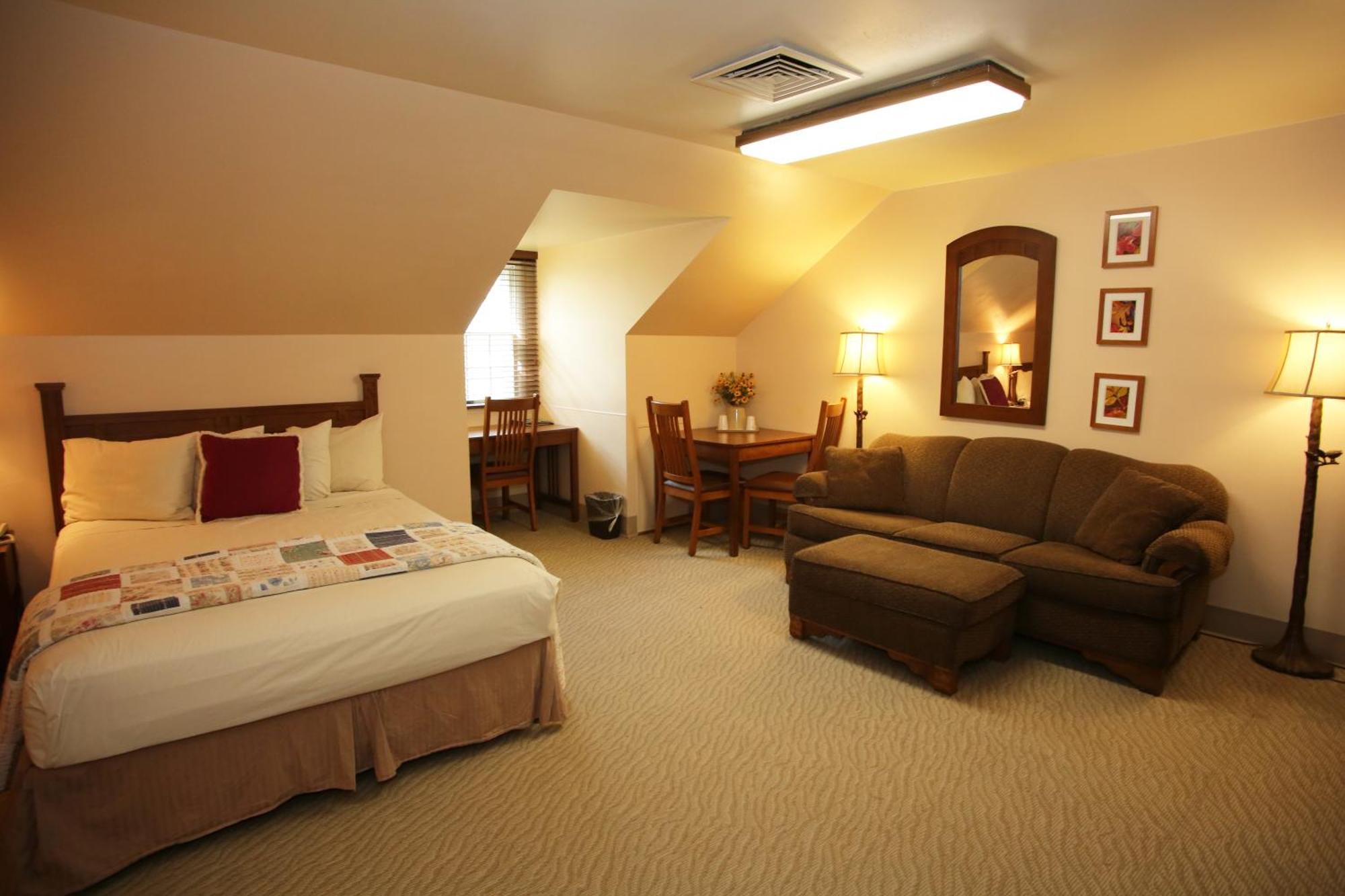 Canyon Inn Spencer الغرفة الصورة
