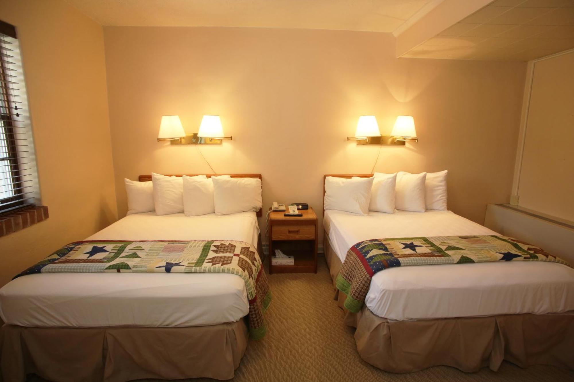 Canyon Inn Spencer الغرفة الصورة